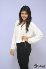 Hebha Patel at Ala Ela Movie Special Show